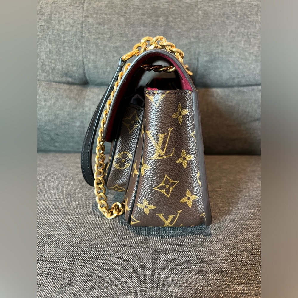 Louis Vuitton Passy - Picture 7 of 17